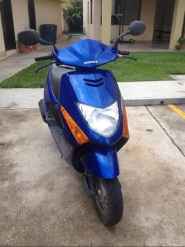 Moto Honda Scooter