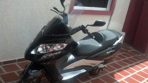 Se Vende Moto Skygo 250/excecutive 2016