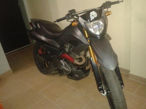 Moto Tx 200