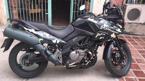 Vendo Vstrom 2009