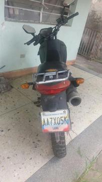 Vendo Moto Tx 200