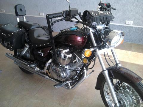 vendo hermosa moto freedom