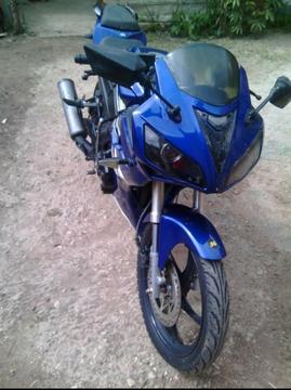 Cambio O Vendo Mi Bera R1 2014