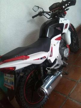 Moto Vera año 2012