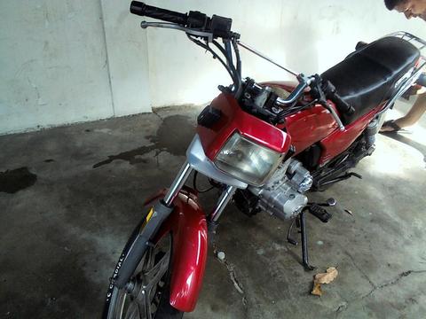 Vendo Moto Hosse