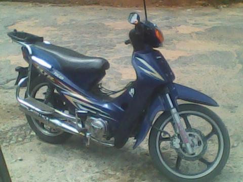 Moto MD Tucan se cambia por otra moto