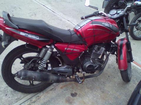 vendo empire speed 200 en buen estado