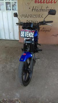 Se vende esta moto telrfono 04245037079