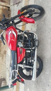 Moto Bera 200