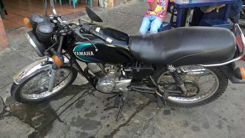 Moto Yamaha Crux 2006