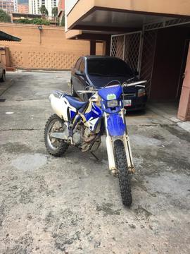 Moto Yamaha Wr400F 2000