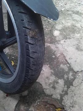 SE VENDE MOTO