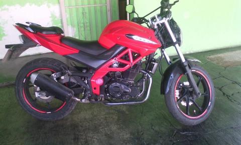 vendo moto um xtreet 230cc o cambio por moto speed