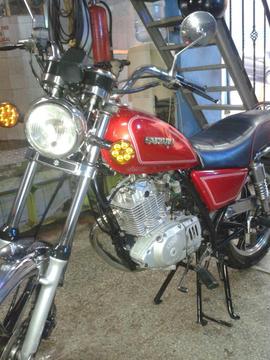 Moto Suzuki Gn 2008