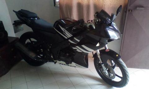 Moto Bera R1