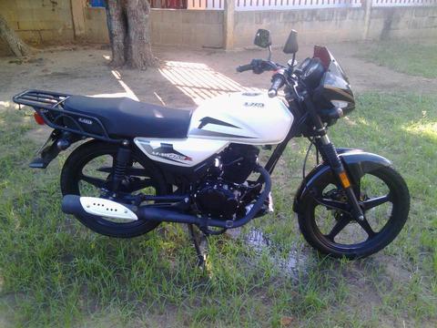 Um Max 150cc 2014