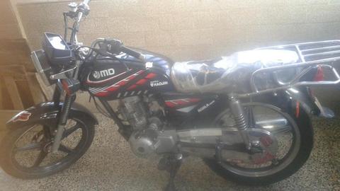 VENDO MD AGUILA 2013 MOTOR 150C. PAPELES EN REGLA BUEN ESTADO