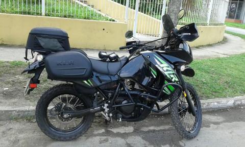 vendo klr 2014 en perfecto estado