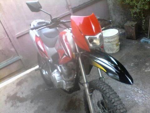 MD LECHUZA 200CC \ AÑO 2013