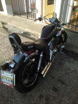 se vende o se cambia esta hermosa motocicleta arly250 04267744064