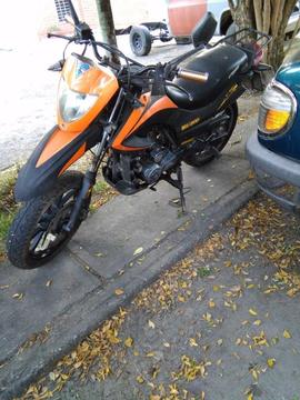Vendo Moto TX 2012