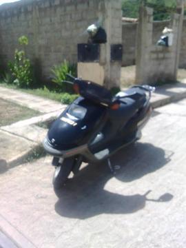 vendo moto honda 250 freeway