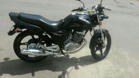 Moto Suzuki 125 en