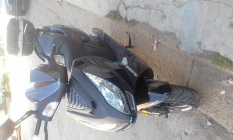 moto UM 2015