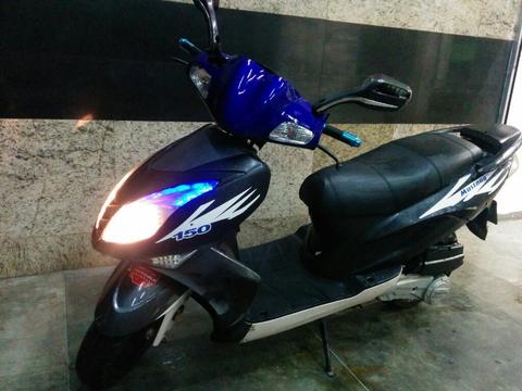 Vendo Moto Bera Mustang 2013