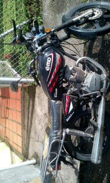 Moto Md Aguila