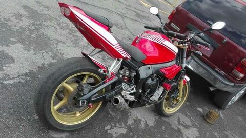 Se Vende Yamaha R6 Naked