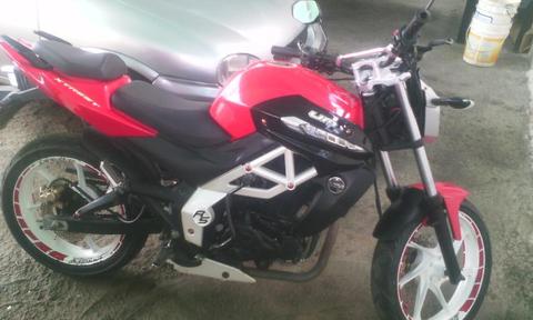 Vendo Moto Strem