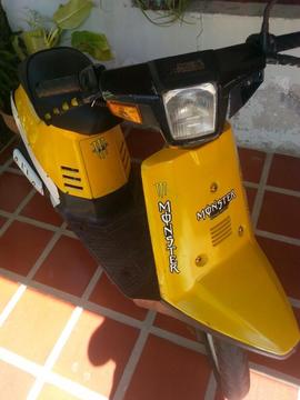 Vendo Moto de Puño 04244954081