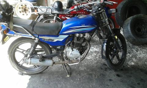 Moto Empiere