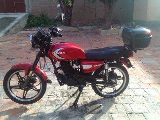 se vendo moto bera