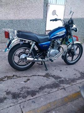 Moto suzuki gn 150