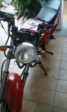 Moto en Venta Yunlu 200 con Las 3b