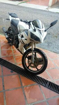 Moto R1 Bera 2014