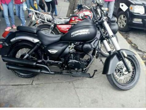 Vendo Moto Um Renegado 2013 Único Dueño