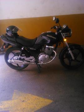 Se Vende Suzuki E.n 125 Unico Dueño