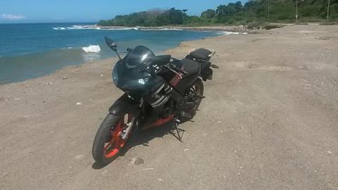 Moto Bera Br200 R1