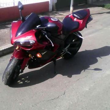 Vendo Yamaha R1