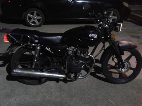 EXCELENTE MOTO MD 2014 A LA VENTA