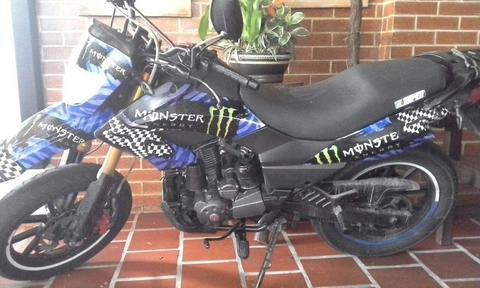 Se vende moto tx 2013