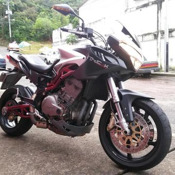 Vendo O Cambio Mi Benelli Trek 1130cc