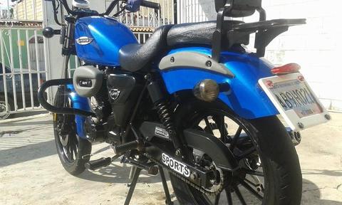 MOTO UM MODELO NITROX 150cc año 2013