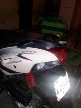 Vendo Moto Bera Corvette Casi Nueva