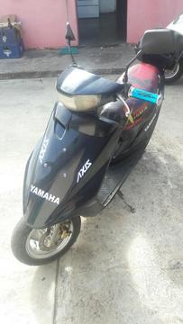 Moto Yamaha Axis 90
