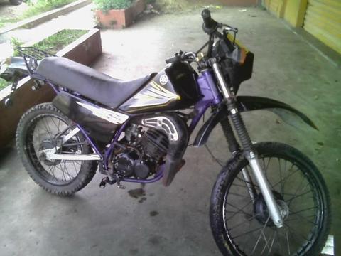 C Vende Moto Dt 175