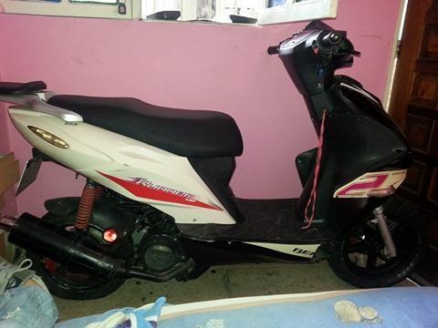 vendo o cambio mi moto New Runner 2013